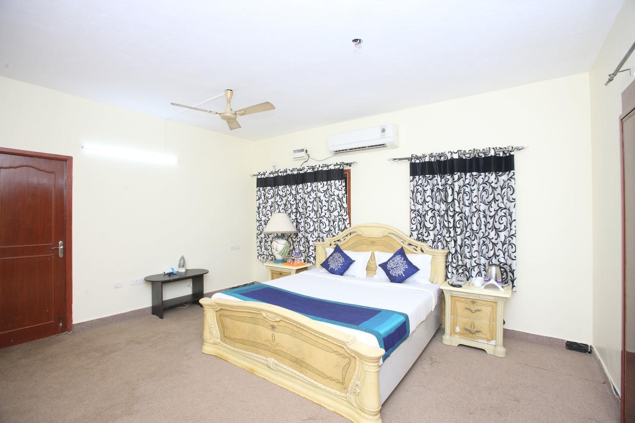 Oyo 935 Hotel Palkhee Mumbai Bagian luar foto