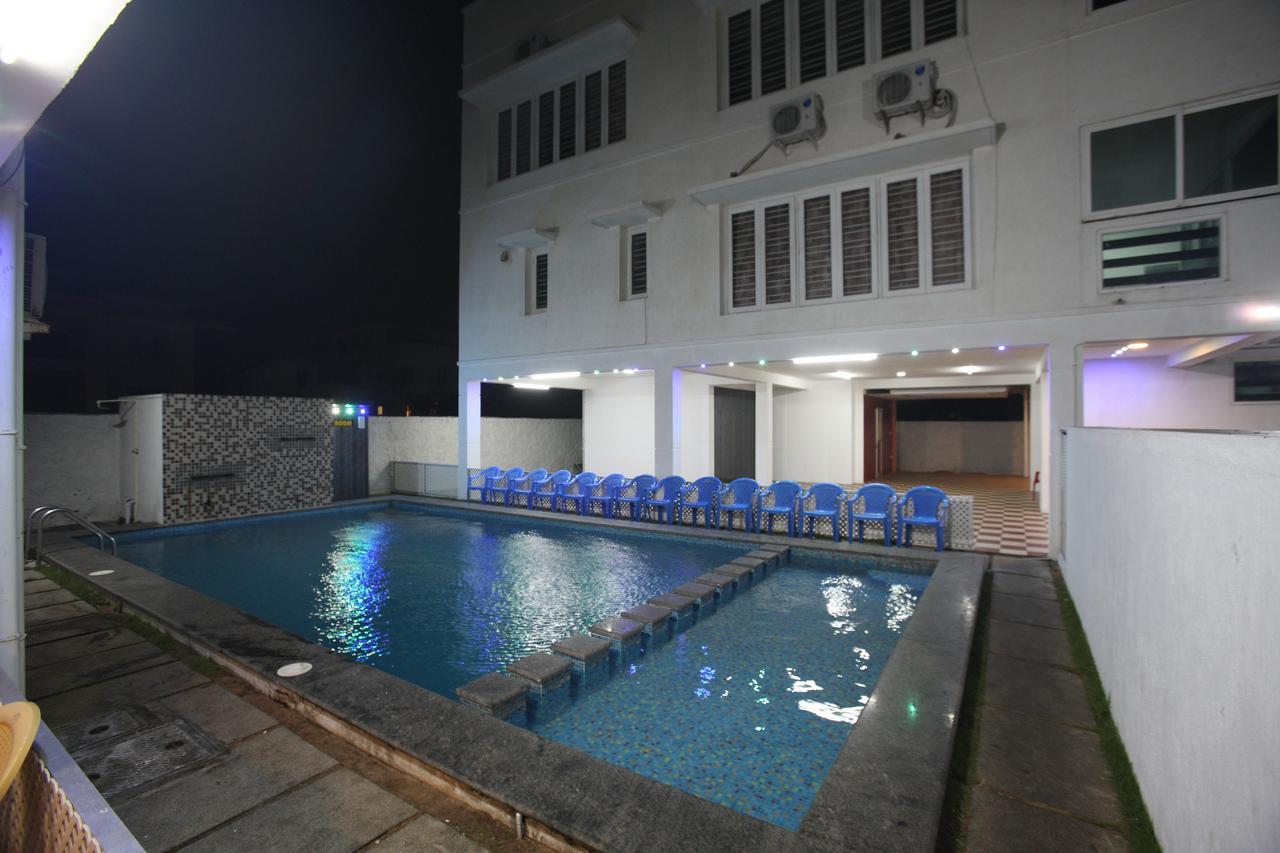 Oyo 935 Hotel Palkhee Mumbai Bagian luar foto